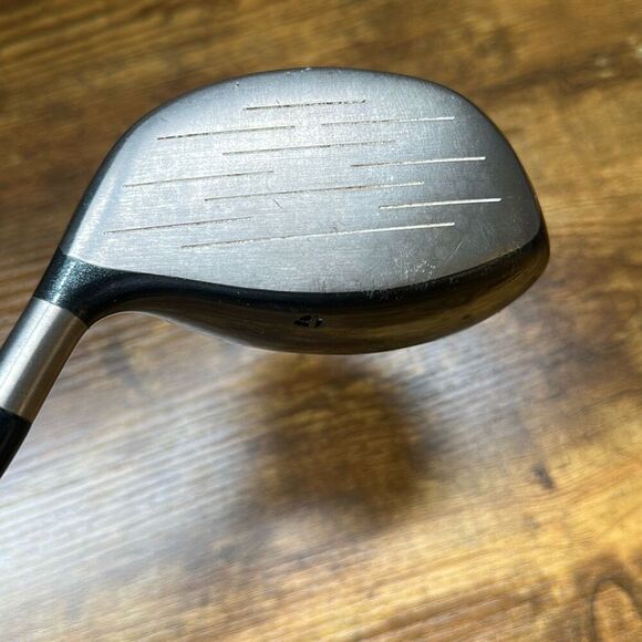 Taylormade 300 Ti Driver 9.5° Tour Regular Flex S-90 Shaft Right Handed - Picture 2 of 9